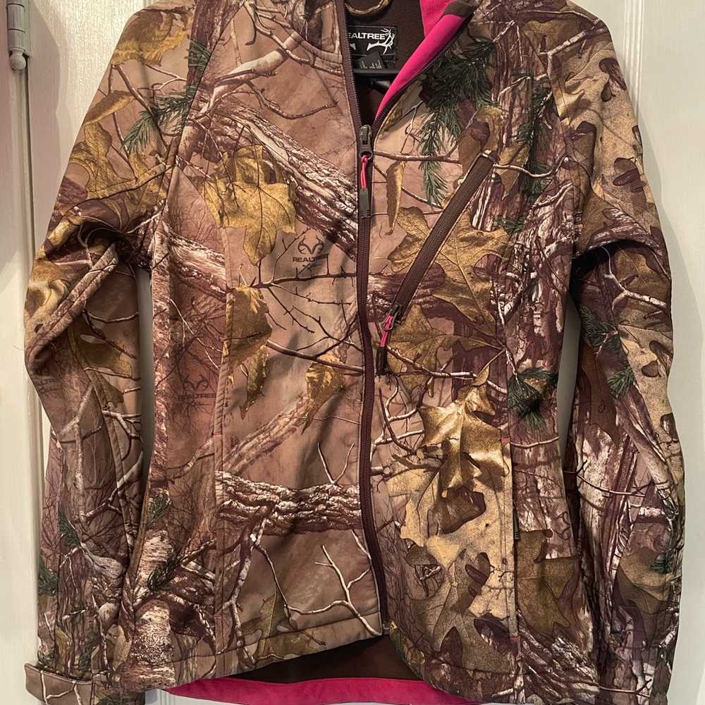 RealTree Tundra style Womens Camouflage Jacket with Pink Lining